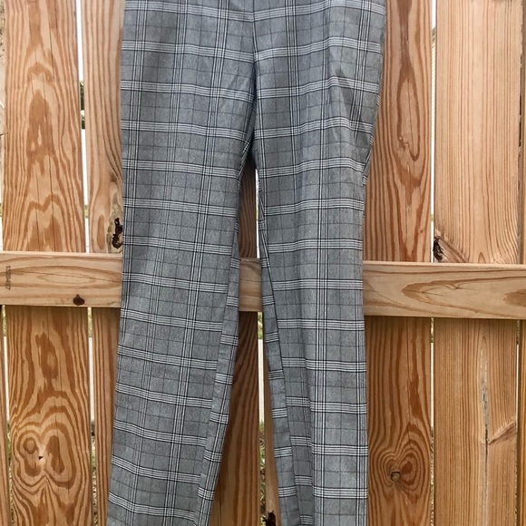 Time & Tru Womens Millenium Pull On Pants plaid Sz. 8-10 medium - Picture 3 of 8